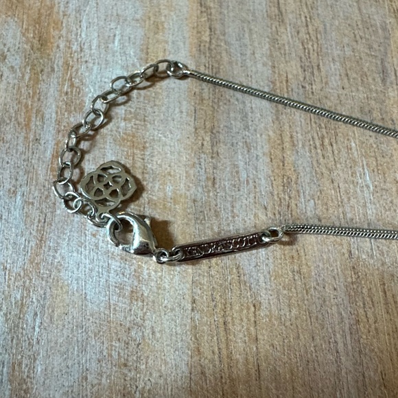 Kendra Scott Necklace - Picture 2 of 5